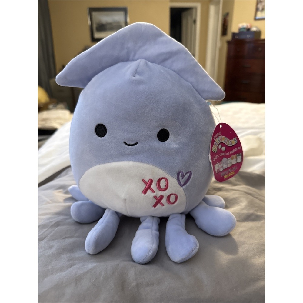 NWT Squishmallow 8" Stacy the Shy Squid XOXO Heart NEW (Abby)